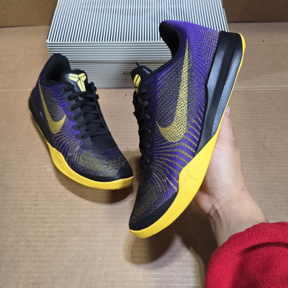 Nike Kobe Purple Black Yellow Low-Top Basketball Shoes - Picture 2 of 7